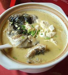 砂仁豆腐炖鱼头