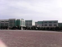 奎屯市第一高级中学