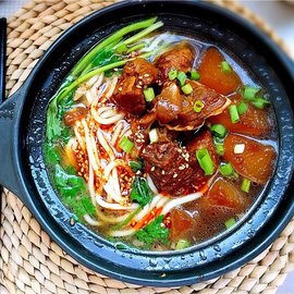 秘制红烧牛肉面