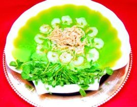 豌豆苗瑶柱鲜虾汤