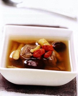 熟地花肢瘦肉汤