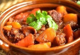 秘制牛腩闷萝卜