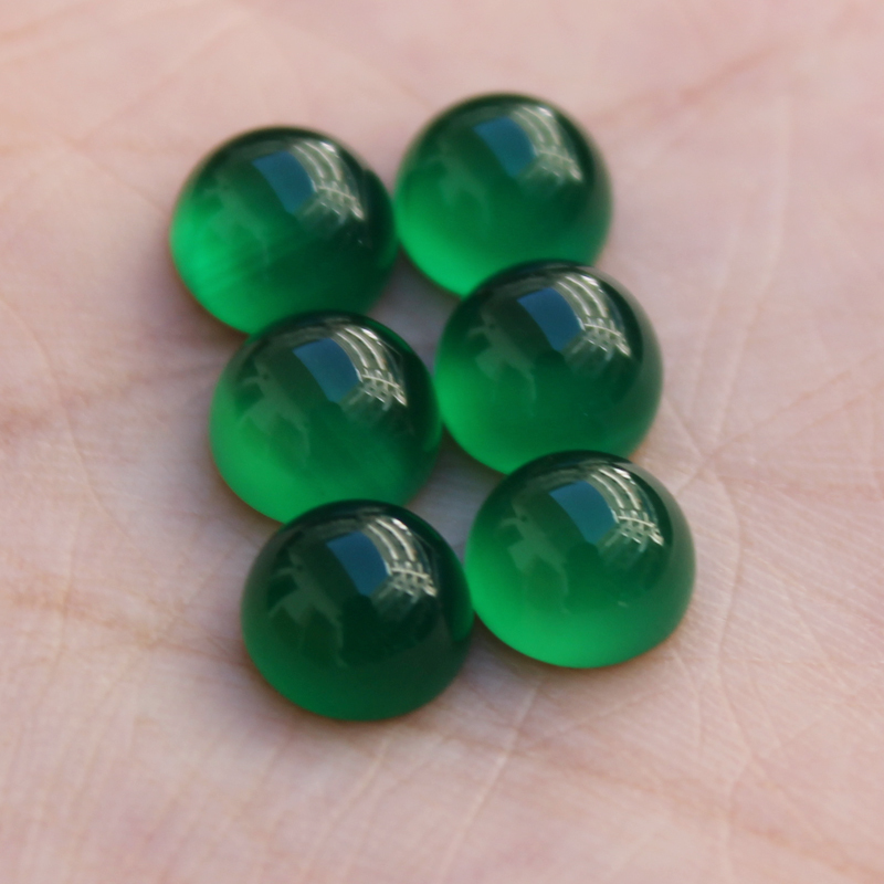 能不能帮忙发一下超级绿宝石8.0到邮箱1010534229@qq.com万分感谢 只要gba文件 谢谢!!