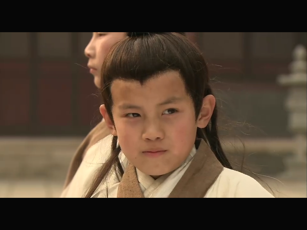 这是哪部古装剧的剧照?讲的是一个小男孩被阉