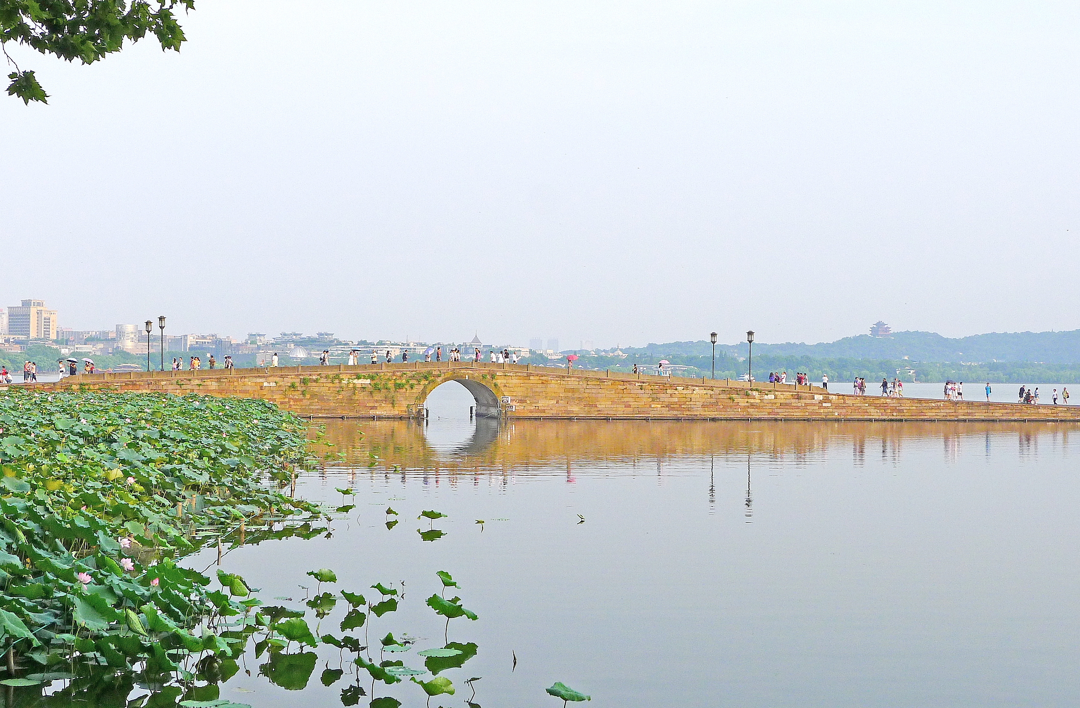 杭州 西湖 断桥日出 北山路风光摄影 |摄影|风光摄影|JIA佳哥 - 原创作品 - 站酷 (ZCOOL)