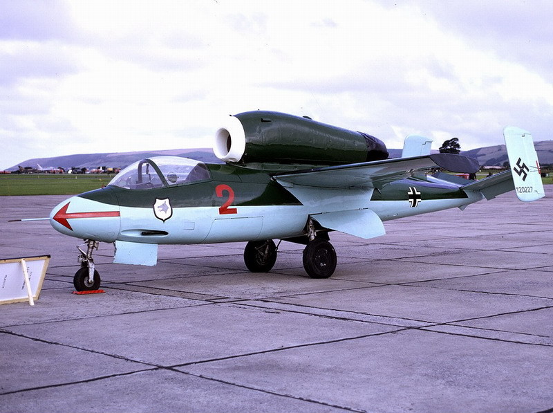 he-162战斗机
